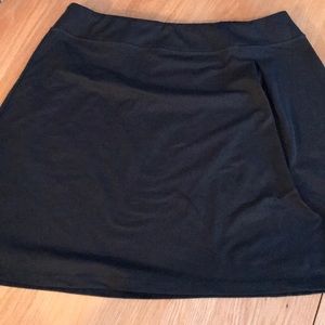 Mountain Hardware skirt